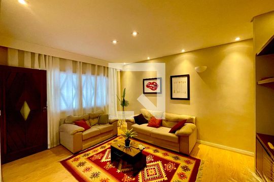 Sala de casa à venda com 2 quartos, 118m² em Vila Galvão, Guarulhos