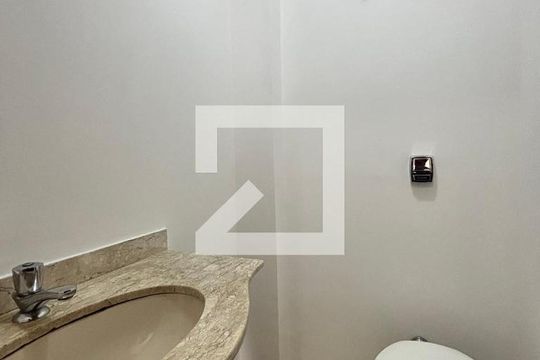 Lavabo de apartamento para alugar com 3 quartos, 145m² em Indianópolis, São Paulo