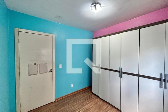 Apartamento à venda com 3 quartos, 75m² em Industrial , Novo Hamburgo