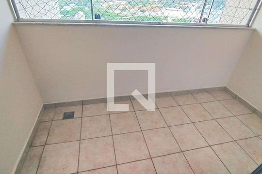 Apartamento à venda com 3 quartos, 80m² em Coração Eucarístico, Belo Horizonte