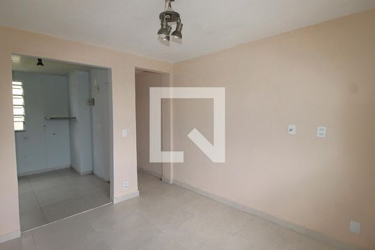 Sala de apartamento à venda com 2 quartos, 49m² em Inhaúma, Rio de Janeiro
