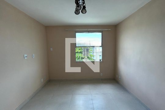 Sala de apartamento à venda com 2 quartos, 49m² em Inhaúma, Rio de Janeiro