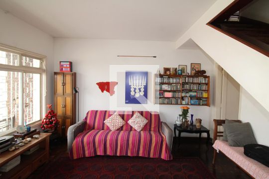 Sala de casa à venda com 3 quartos, 110m² em Santa Teresinha, São Paulo