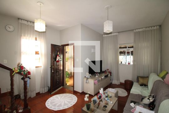 Sala de casa à venda com 5 quartos, 181m² em Santa Teresinha, São Paulo
