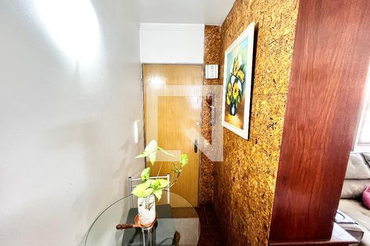 Sala de apartamento à venda com 2 quartos, 60m² em Parque Peruche, São Paulo