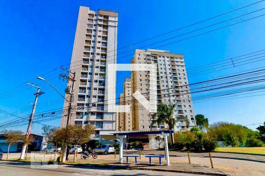 Fachada do Prédio de apartamento para alugar com 3 quartos, 65m² em Ponte Grande, Guarulhos