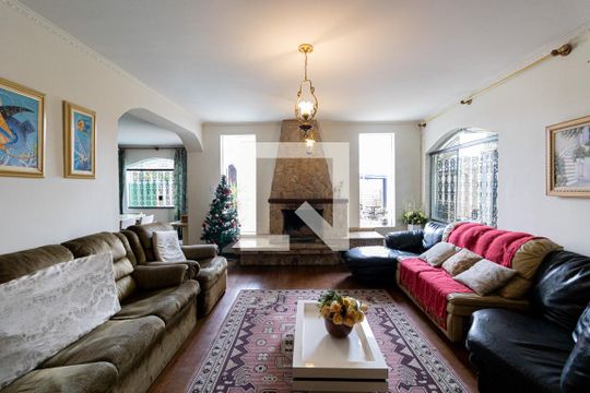Sala de casa para alugar com 7 quartos, 500m² em Jardim Triana, São Paulo