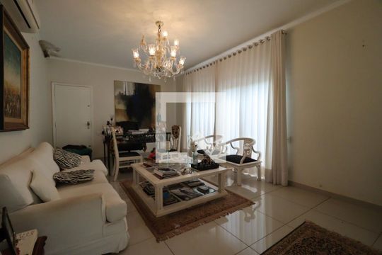 Sala 1 de casa para alugar com 6 quartos, 200m² em Jardim Sumare, Ribeirão Preto