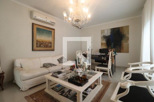 Sala 1 de casa para alugar com 6 quartos, 200m² em Jardim Sumare, Ribeirão Preto