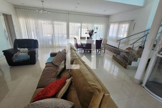 Casa à venda com 4 quartos, 360m² em Swiss Park, Campinas