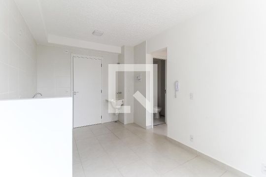 Sala - Cozinha de apartamento à venda com 2 quartos, 40m² em Itaquera, São Paulo