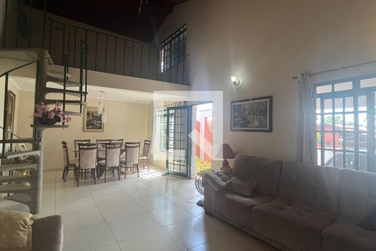 Casa à venda com 4 quartos, 295m² em Cidade Universitária, Campinas
