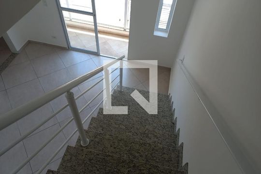 Sala de casa de condomínio para alugar com 3 quartos, 108m² em Catiapoa, São Vicente