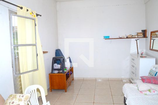 Quarto 2 - Suíte de casa para alugar com 1 quarto, 70m² em Belmonte, Belo Horizonte