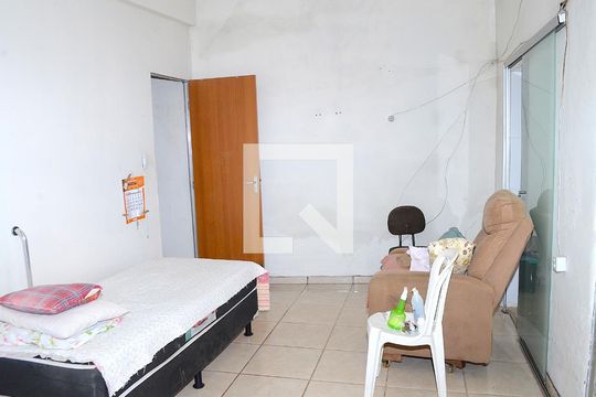 Quarto 2 - Suíte de casa para alugar com 1 quarto, 70m² em Belmonte, Belo Horizonte