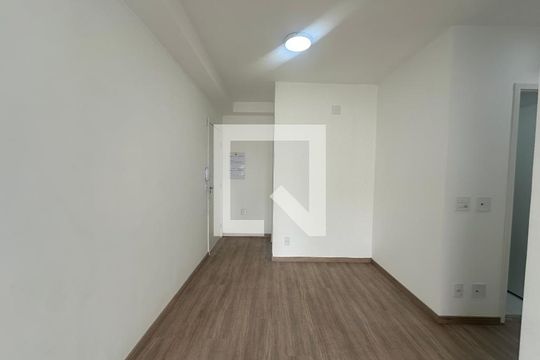 Sala de apartamento para alugar com 3 quartos, 70m² em Jardim Esperanca, Barueri