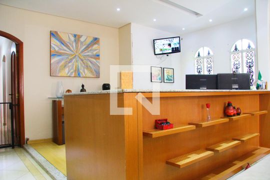 Sala  de casa para alugar com 4 quartos, 260m² em Vila Rosalia, Guarulhos
