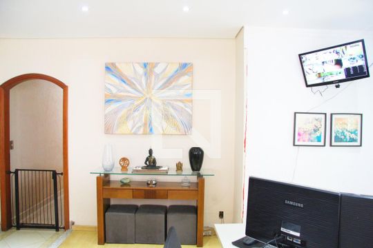 Sala  de casa para alugar com 4 quartos, 260m² em Vila Rosalia, Guarulhos