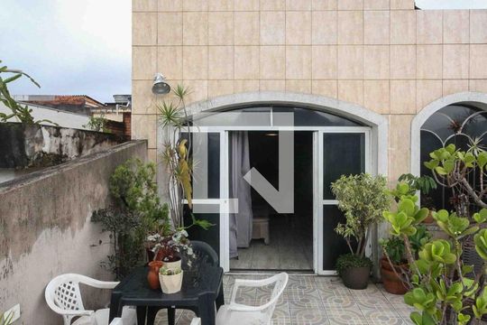 Varanda de casa à venda com 3 quartos, 165m² em Jardim Ana Rosa, São Paulo