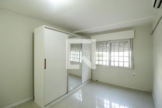 Suíte 1 de apartamento à venda com 3 quartos, 82m² em Floresta, Porto Alegre