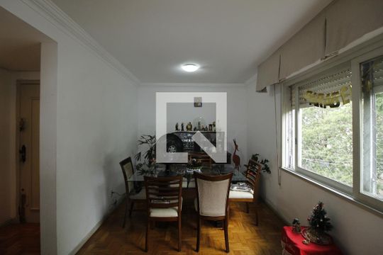 Sala de apartamento à venda com 3 quartos, 101m² em Petrópolis, Porto Alegre