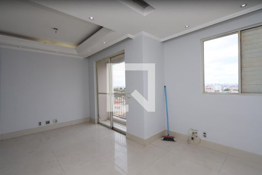 Sala de apartamento para alugar com 2 quartos, 64m² em Vila Ivone, São Paulo