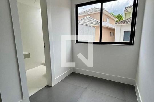 Casa à venda com 4 quartos, 350m² em Barra da Tijuca, Rio de Janeiro