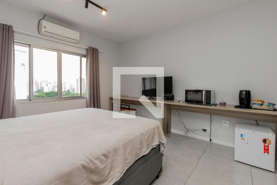 Studio de kitnet/studio para alugar com 1 quarto, 30m² em Vila Congonhas, São Paulo