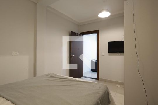Quarto de kitnet/studio para alugar com 1 quarto, 30m² em Jardim Leonor, São Paulo