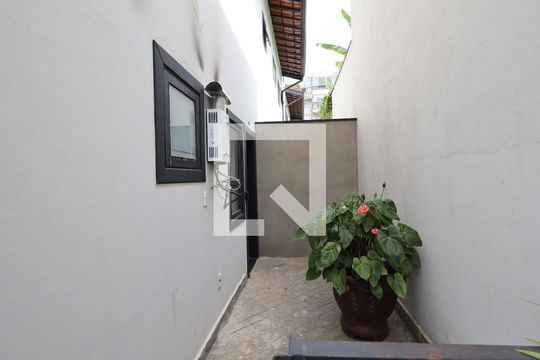 Área externa de kitnet/studio para alugar com 1 quarto, 30m² em Jardim Leonor, São Paulo