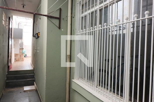 Área de Serviço de casa para alugar com 3 quartos, 360m² em Jardim Brasilandia, São Bernardo do Campo