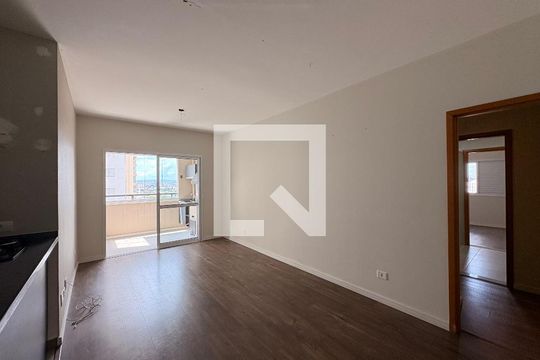 Sala de apartamento à venda com 2 quartos, 80m² em Campestre, Santo André