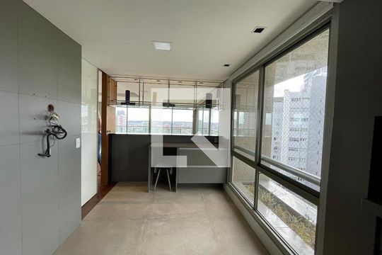 Cozinha de apartamento para alugar com 4 quartos, 320m² em Jardim Maua, Novo Hamburgo