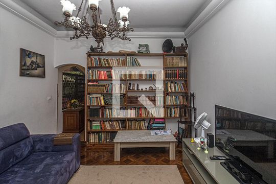 sala_2 de casa à venda com 6 quartos, 338m² em Bosque da Saúde, São Paulo