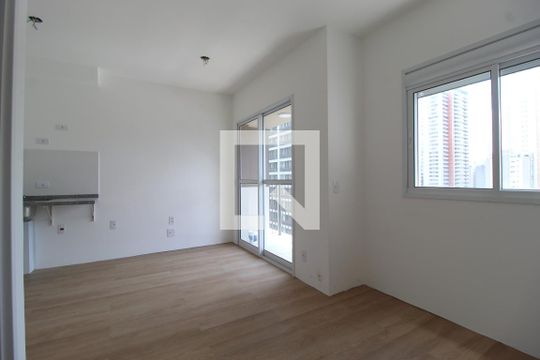 Sala/Quarto de kitnet/studio à venda com 1 quarto, 24m² em Vila Olímpia, São Paulo