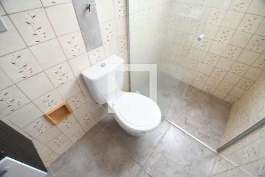 Banheiro de apartamento à venda com 1 quarto, 53m² em Botafogo, Campinas