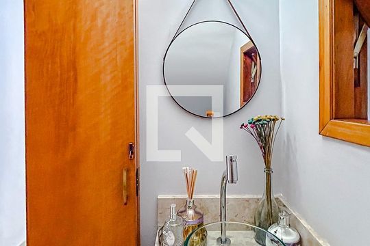 Lavabo de casa à venda com 3 quartos, 380m² em Penha de França, São Paulo