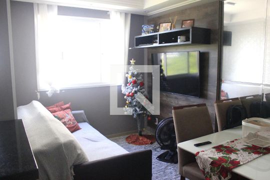 Sala de apartamento à venda com 2 quartos, 44m² em Jardim Gracinda, Guarulhos