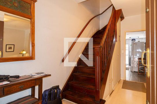 Sala de casa de condomínio à venda com 3 quartos, 101m² em Bela Vista, São Paulo