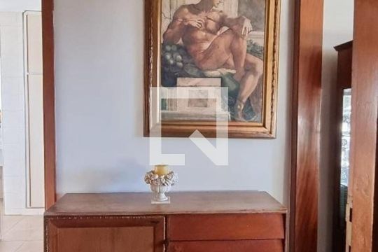 Sala de apartamento à venda com 4 quartos, 122m² em Cambuí, Campinas