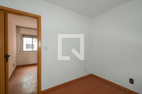 Quarto de apartamento à venda com 2 quartos, 50m² em Rubem Berta, Porto Alegre