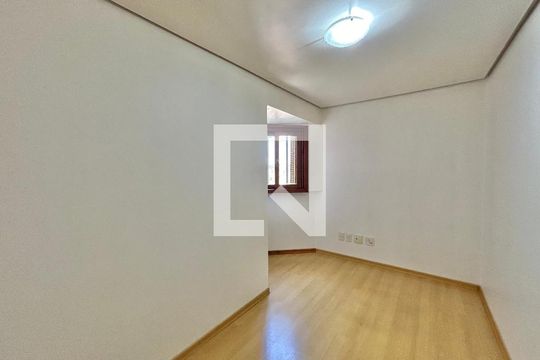 Quarto 2 de apartamento para alugar com 3 quartos, 120m² em Rio Branco, Novo Hamburgo
