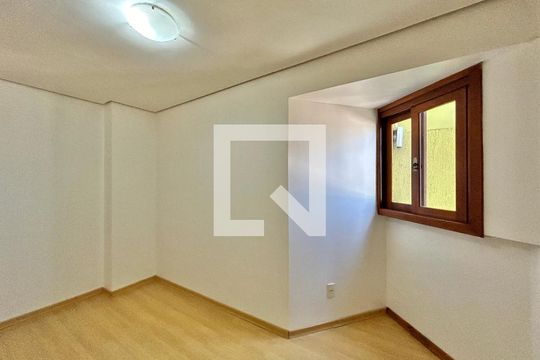 Quarto 2 de apartamento para alugar com 3 quartos, 120m² em Rio Branco, Novo Hamburgo