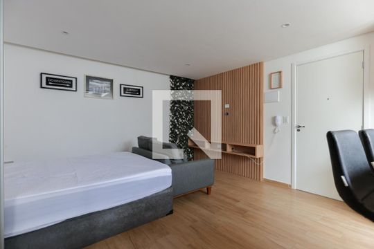 Sala/Quarto de kitnet/studio para alugar com 1 quarto, 29m² em Santana, São Paulo