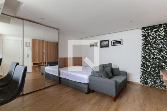 Sala/Quarto de kitnet/studio para alugar com 1 quarto, 29m² em Santana, São Paulo