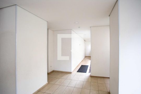 Hall social de apartamento para alugar com 2 quartos, 48m² em Campanário, Diadema