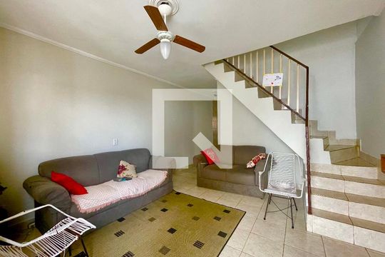 Sala de casa à venda com 2 quartos, 160m² em Vale dos Machados, Guarulhos