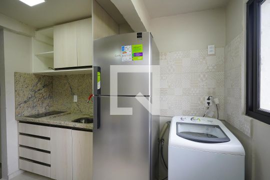 Cozinha de apartamento para alugar com 2 quartos, 73m² em Ponta das Canas, Florianópolis