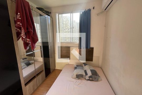Quarto 2 de apartamento à venda com 2 quartos, 44m² em Vila Rosa, Novo Hamburgo
