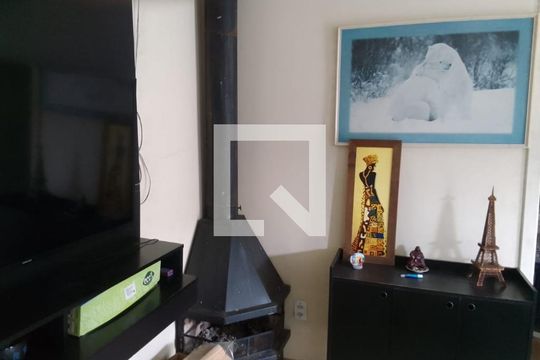 Casa à venda com 6 quartos, 300m² em Harmonia, Canoas